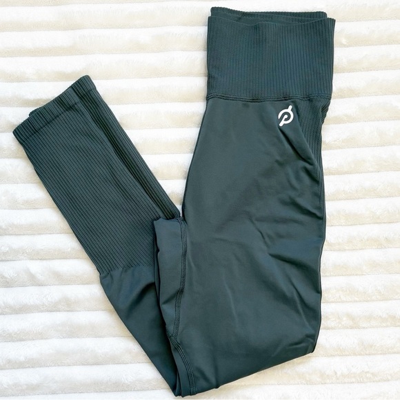 Peloton Pants - Peloton High Waisted Ribbed Leggings Womens Size Medium Large